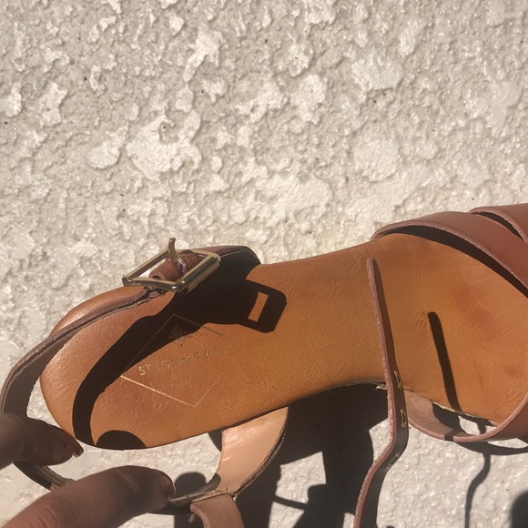 🌸St.Johns bay vegan leather wedges - Picture 6 of 6